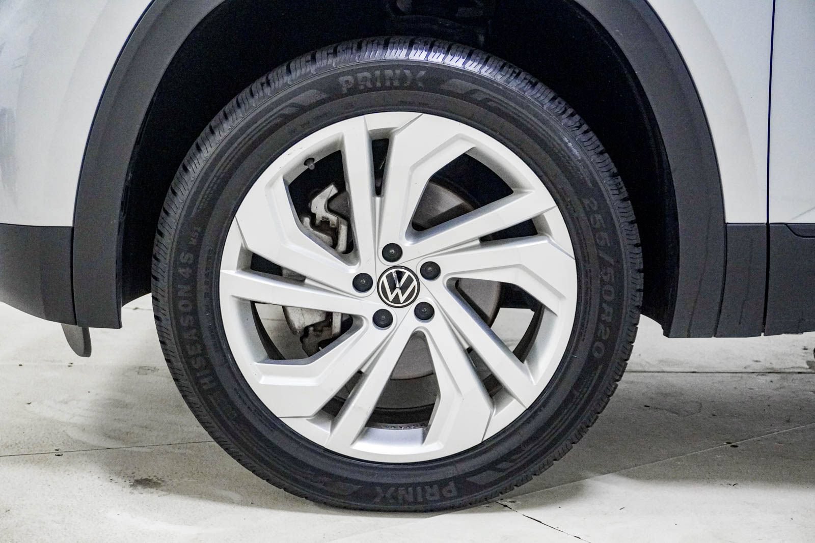Used 2023 Volkswagen Atlas SE w/ Panoramic Sunroof Package AWD/4WD image 16