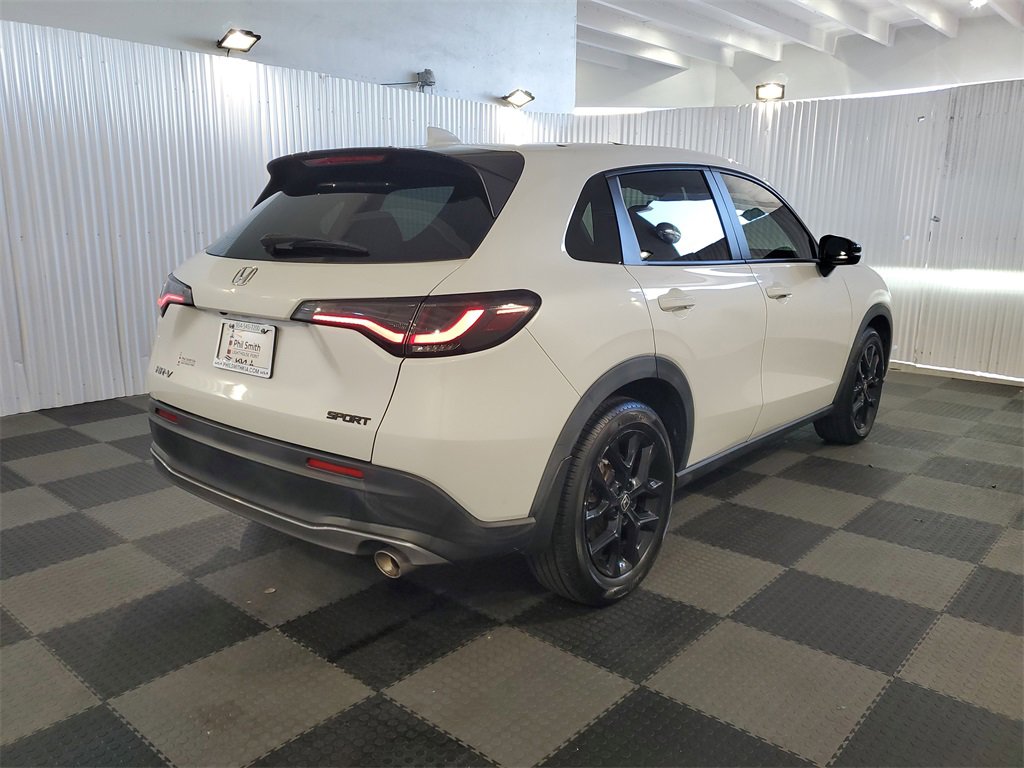 Used 2023 Honda HR-V Sport image 6