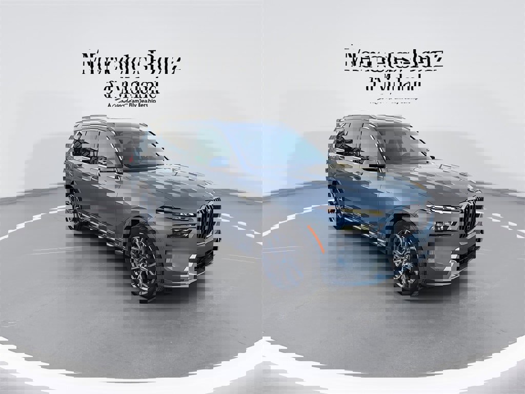 Used 2024 BMW X7 xDrive40i image 2