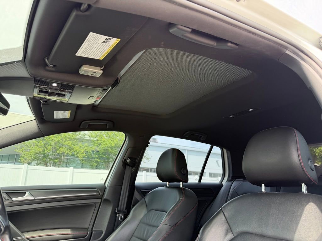 Used 2018 Volkswagen GTI Autobahn image 10