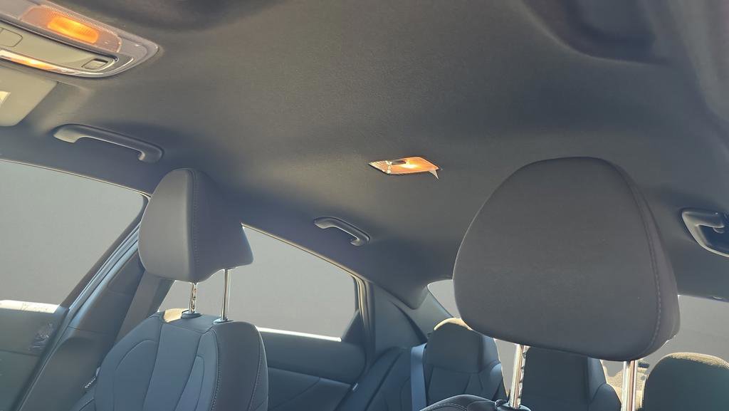 New 2026 Hyundai Elantra Sport FWD image 14