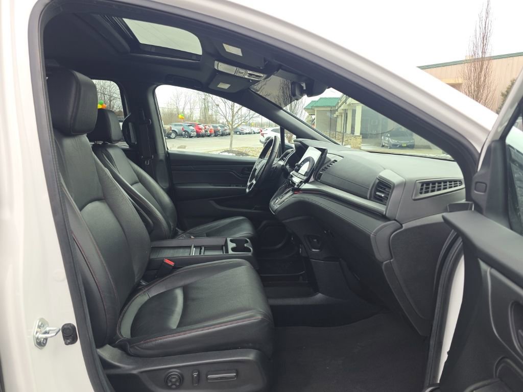 Used 2023 Honda Odyssey Sport image 44