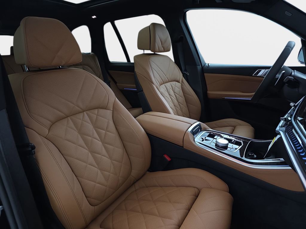 New 2026 BMW X5 xDrive50e w/ Executive Package image 9