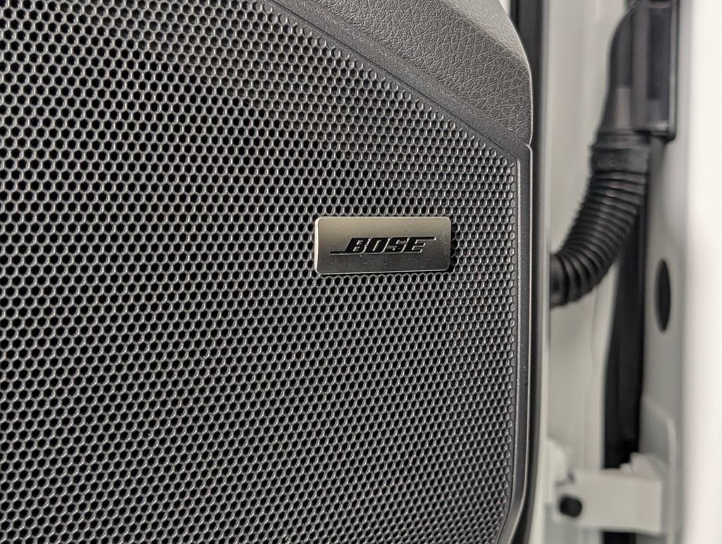 New 2026 Porsche Cayenne image 28