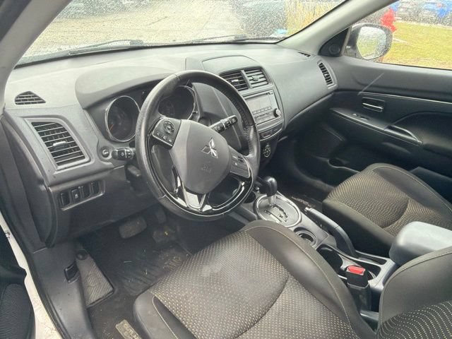 Used 2016 Mitsubishi Outlander Sport SE FWD image 5