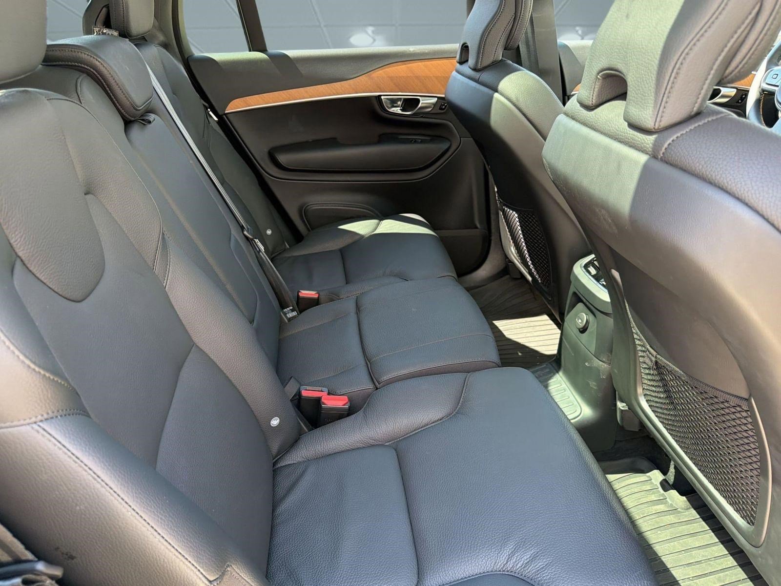 Used 2024 Volvo XC90 T8 Plus w/ Protection Package Premier AWD/4WD image 29