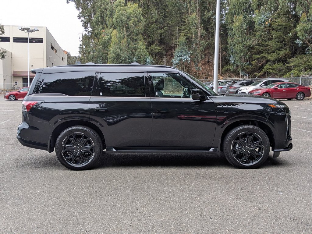 New 2027 INFINITI QX80 Sensory w/ Sport Exterior Package AWD/4WD image 4