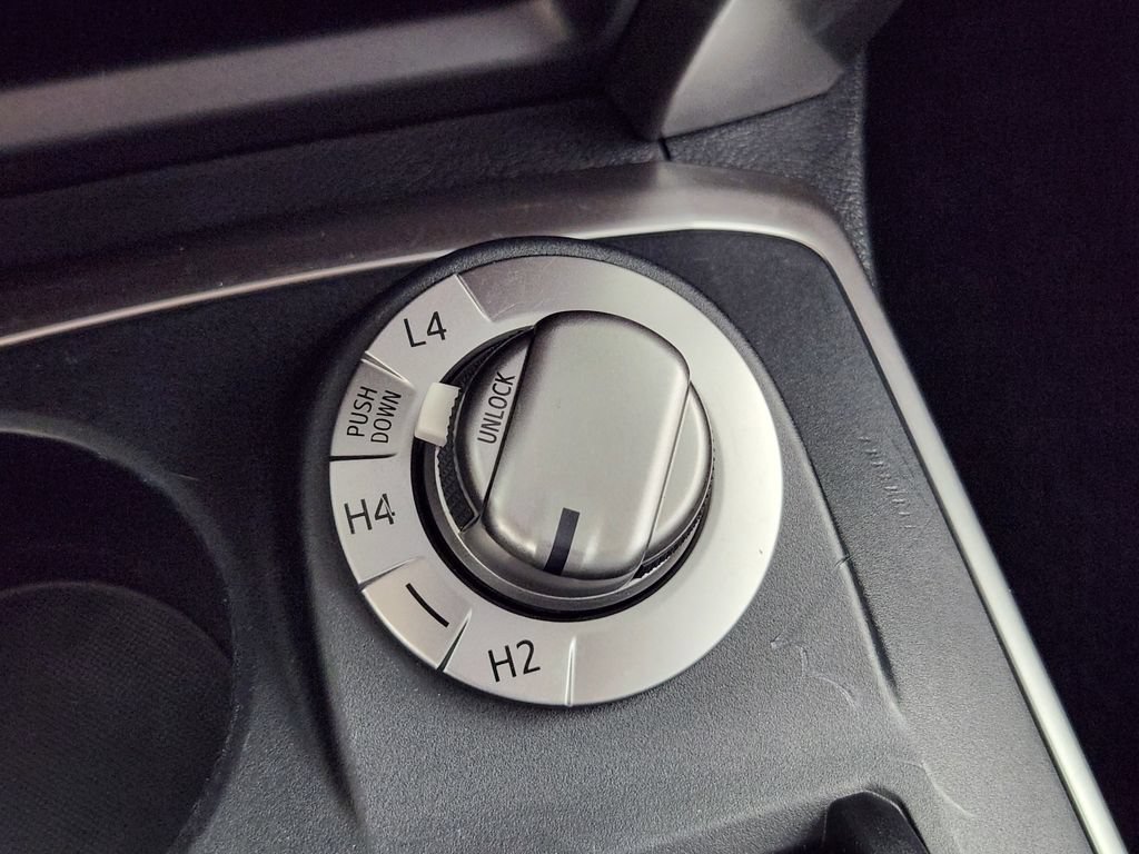 Used 2018 Toyota 4Runner SR5 Premium AWD/4WD image 25