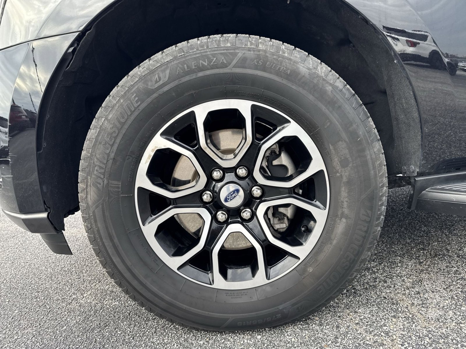 Used 2024 Ford Expedition Max XLT image 12