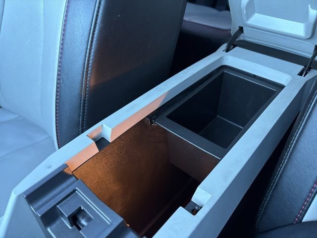 Used 2011 GMC Terrain SLT image 24