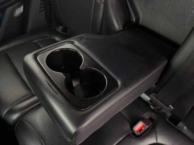 Used 2022 Lincoln Corsair Reserve w/ Elements Package image 16