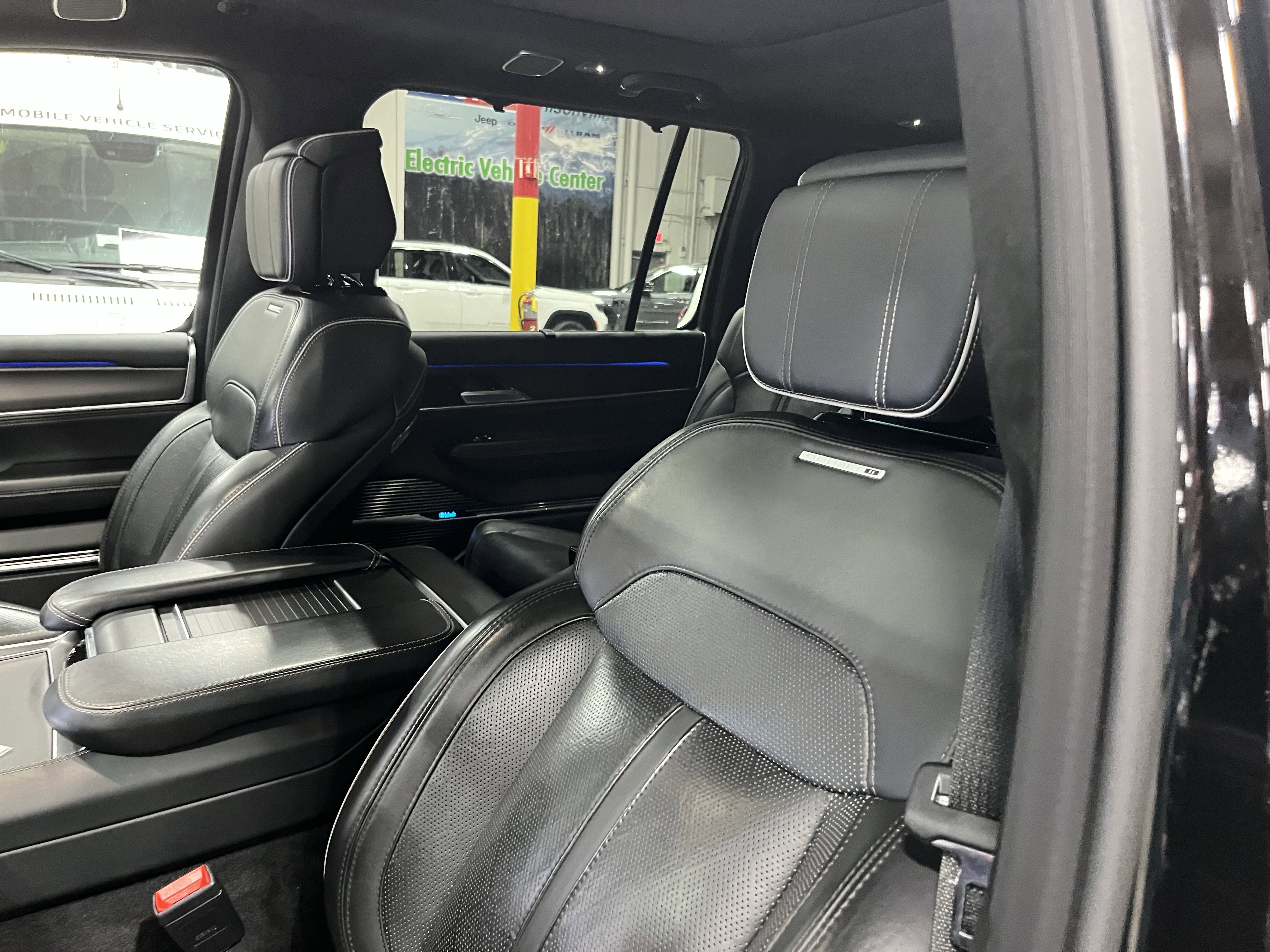 Used 2024 Jeep Grand Wagoneer L Series II w/ Quick Order Packagew 28T image 17