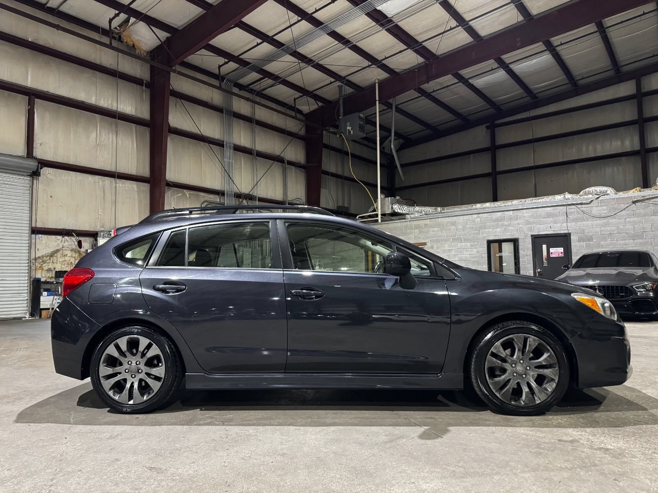 Used 2013 Subaru Impreza 2.0i Sport Premium AWD/4WD image 4