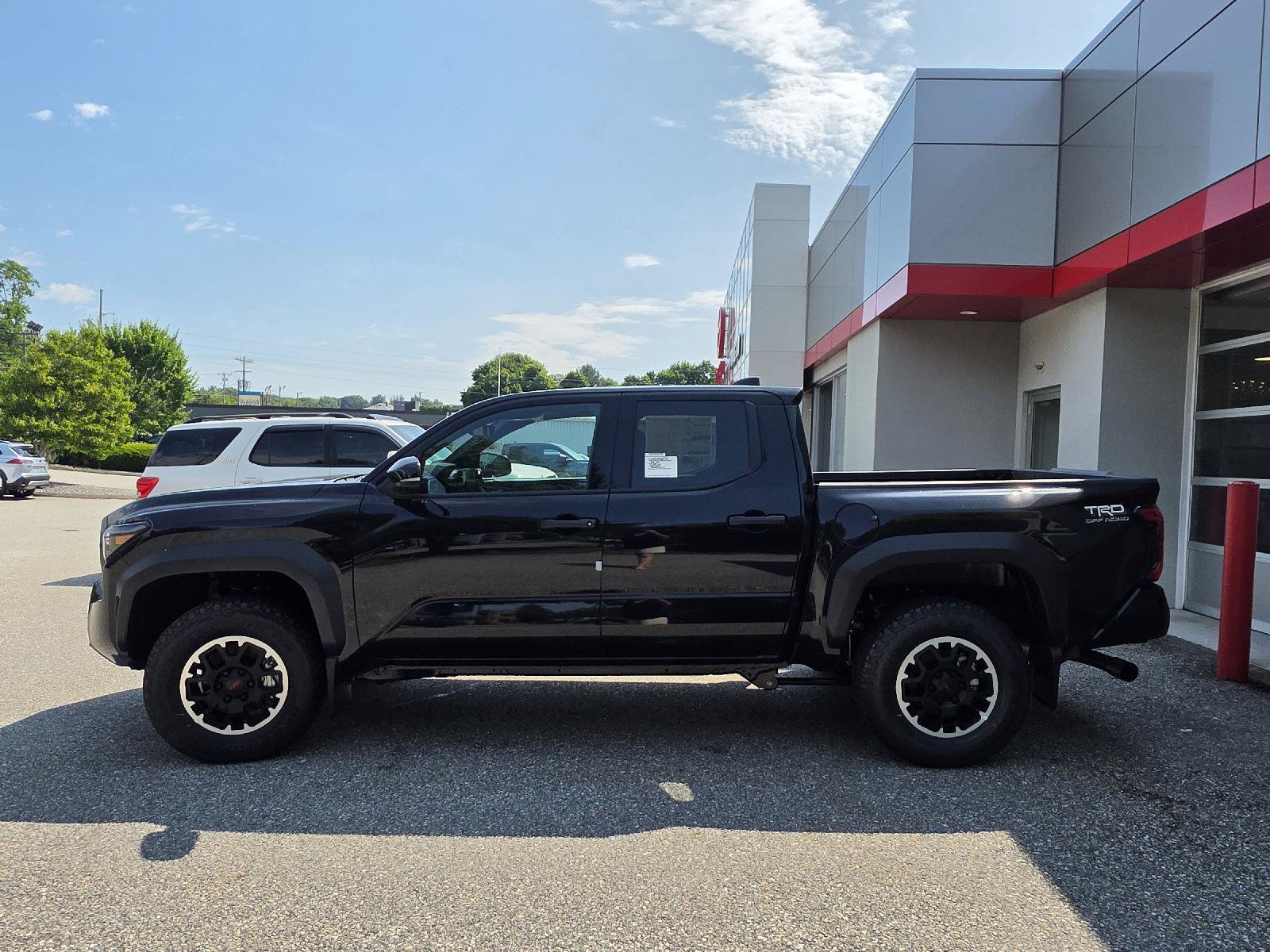 New 2026 Toyota Tacoma TRD Off-Road AWD/4WD image 6