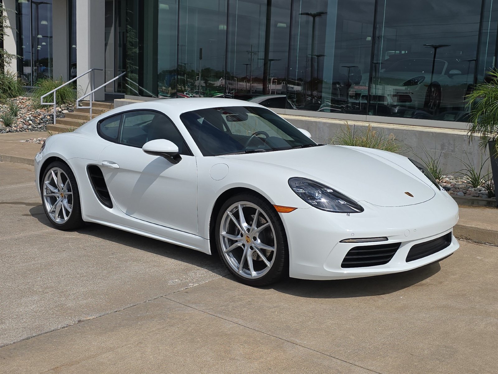 Certified 2024 Porsche 718 Cayman w/ Premium Package RWD image 9