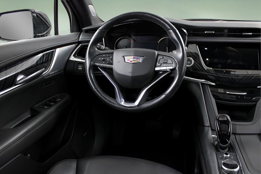 Used 2023 Cadillac XT6 Premium Luxury AWD/4WD image 20