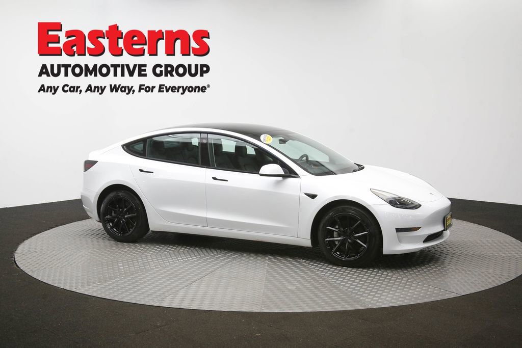 Used 2023 Tesla Model 3 Standard Range RWD image 42