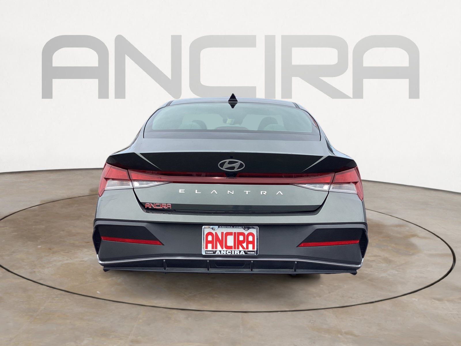 Used 2024 Hyundai Elantra SEL FWD image 13