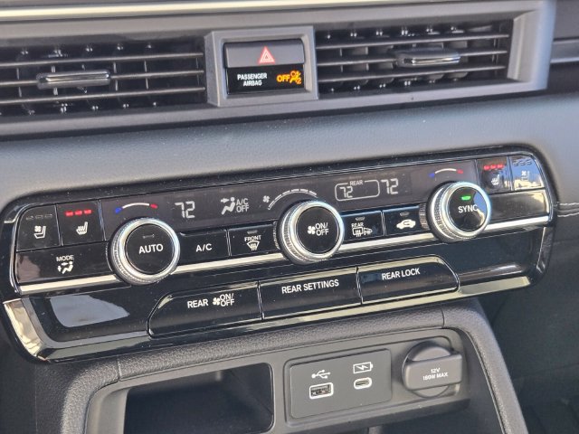 Used 2025 Honda Pilot Elite image 28