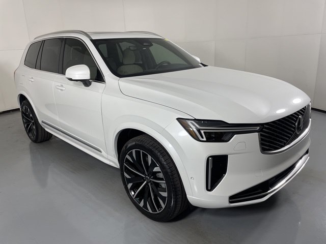 New 2026 Volvo XC90 B6 Plus w/ Protection Package Premier AWD/4WD image 2