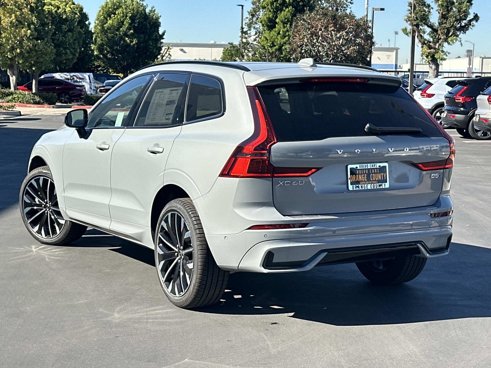 New 2026 Volvo XC60 B5 Ultra w/ Climate Package AWD/4WD image 5
