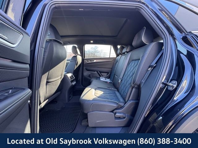 New 2025 Volkswagen Atlas Cross Sport SEL Premium R-Line image 10