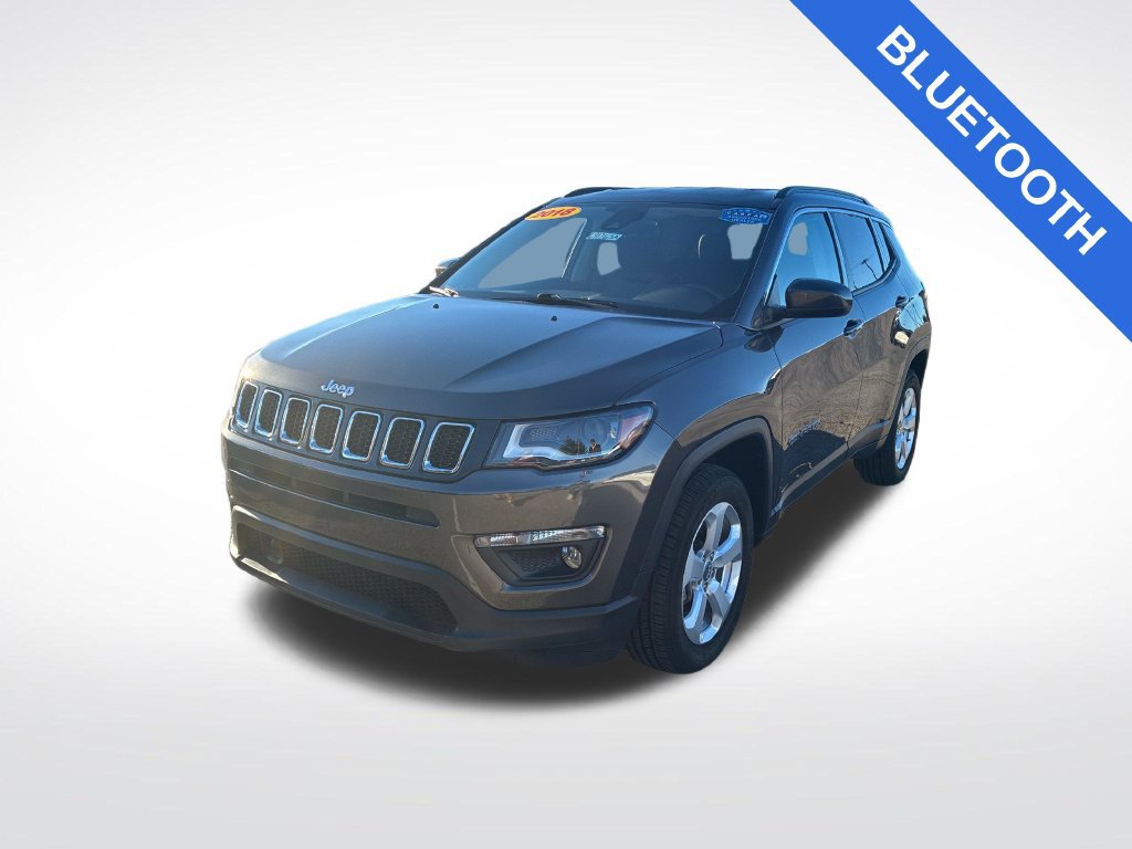 Used 2018 Jeep Compass Latitude w/ Popular Equipment Group AWD/4WD image 9