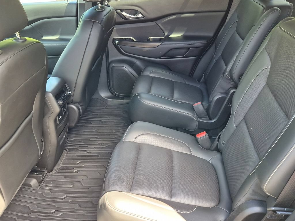 Used 2017 GMC Acadia SLT AWD/4WD image 26