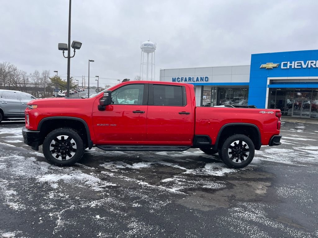 Used 2020 Chevrolet Silverado 2500 Custom w/ Custom Value Package image 2