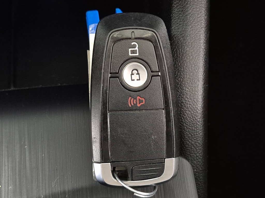 Used 2022 Ford Escape SE image 26