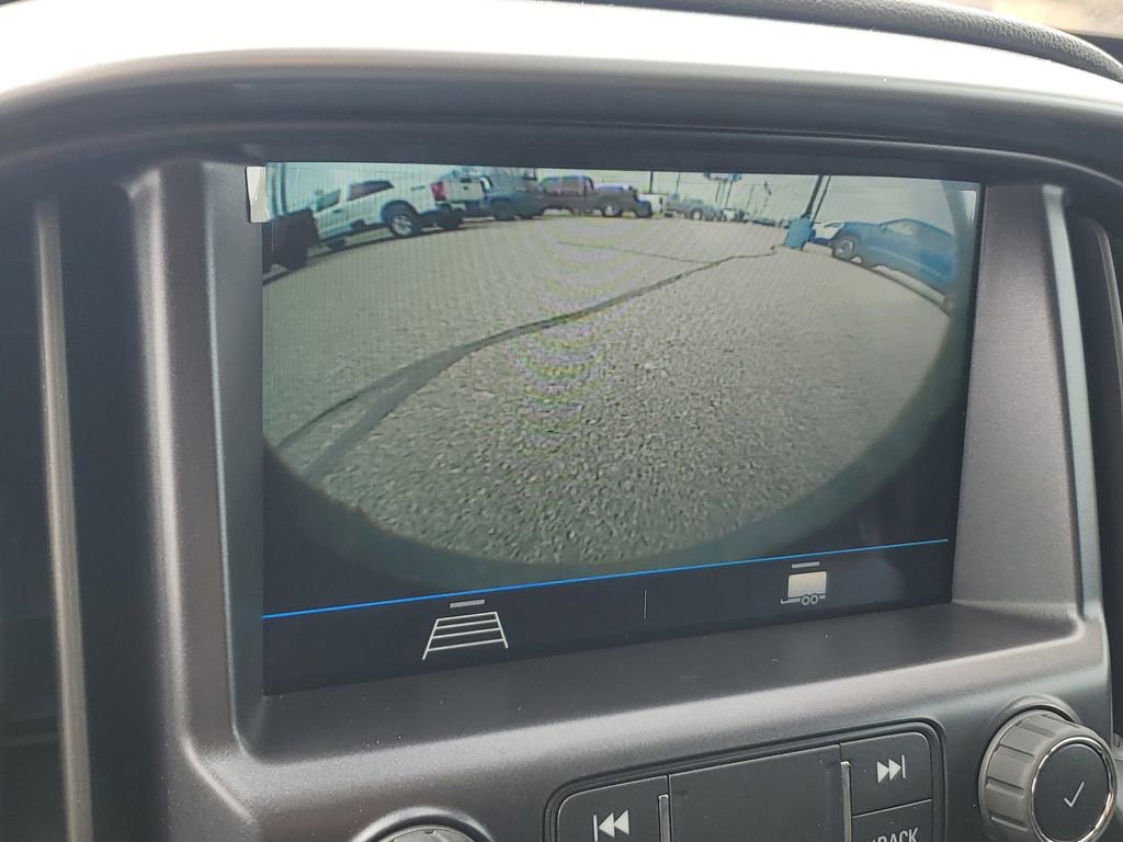 Used 2022 Chevrolet Colorado LT image 21