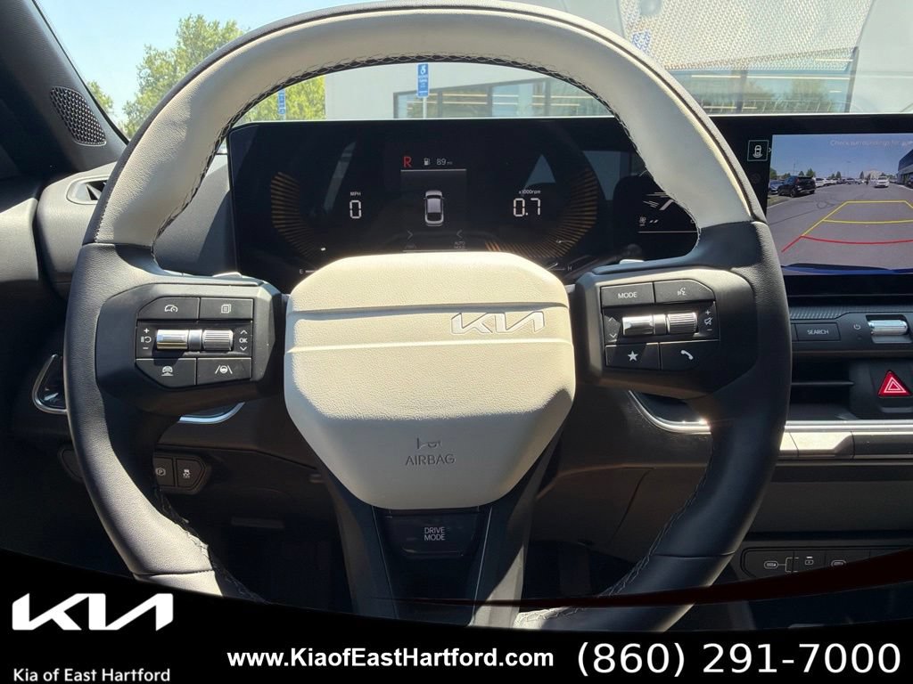 New 2026 Kia K4 GT-Line w/ GT-Line Sunroof Package FWD image 32
