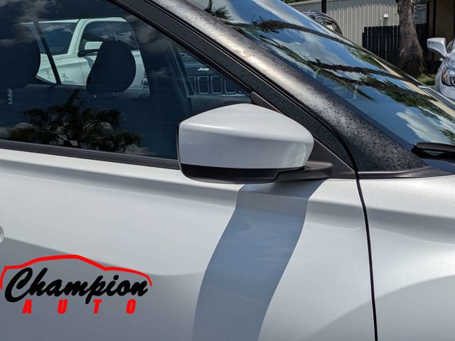 Used 2019 Nissan Kicks SV FWD image 14