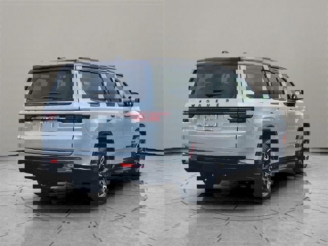 New 2025 Jeep Wagoneer Series II image 12