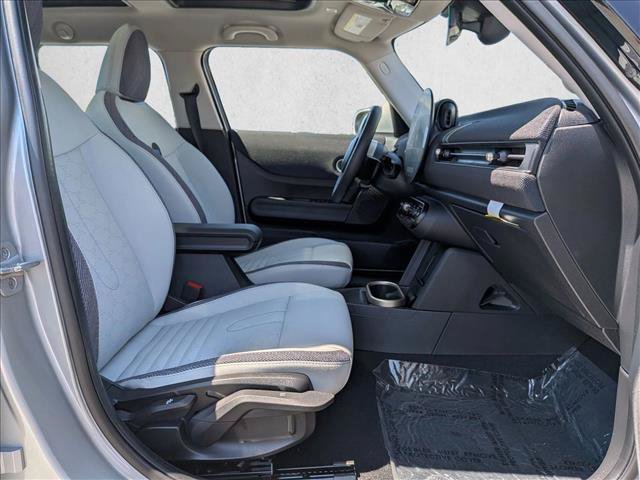 Certified 2025 MINI Cooper 4-Door Hardtop FWD image 21