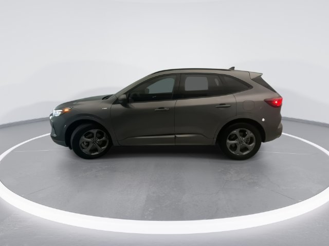 Used 2024 Ford Escape ST-Line w/ Tech Pack #1 FWD image 3