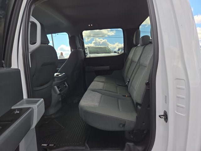Used 2023 Ford F250 XLT AWD/4WD image 11
