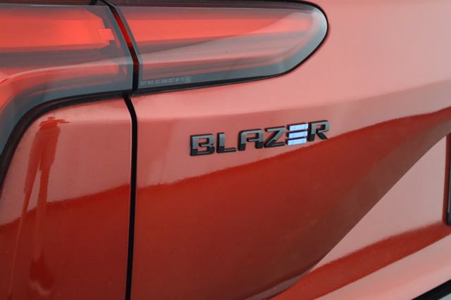 Used 2024 Chevrolet Blazer EV RS AWD/4WD image 43