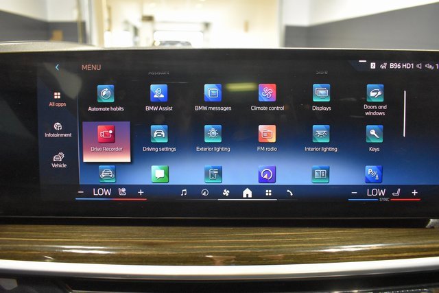 Used 2025 BMW X6 xDrive40i image 25