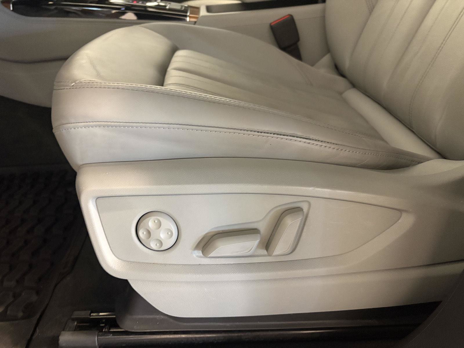 Used 2023 Audi Q5 2.0T Premium Plus AWD/4WD image 13