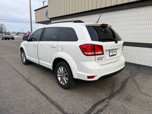 Used 2017 Dodge Journey SXT w/ Comfort/Convenience Group image 4