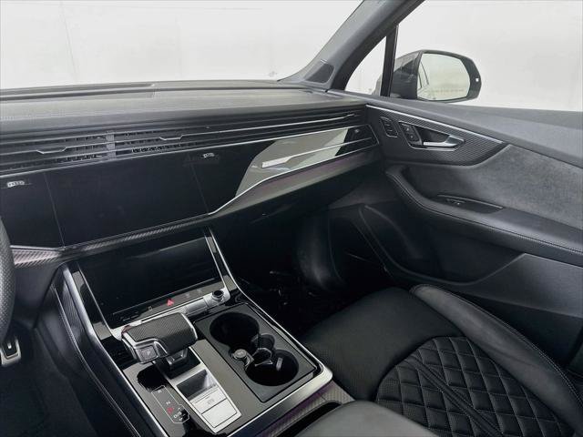 Certified 2025 Audi SQ7 Prestige AWD/4WD image 24