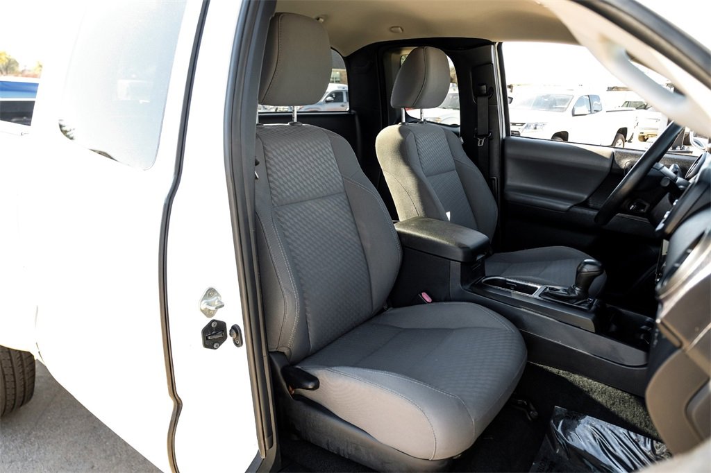 Used 2021 Toyota Tacoma SR image 32