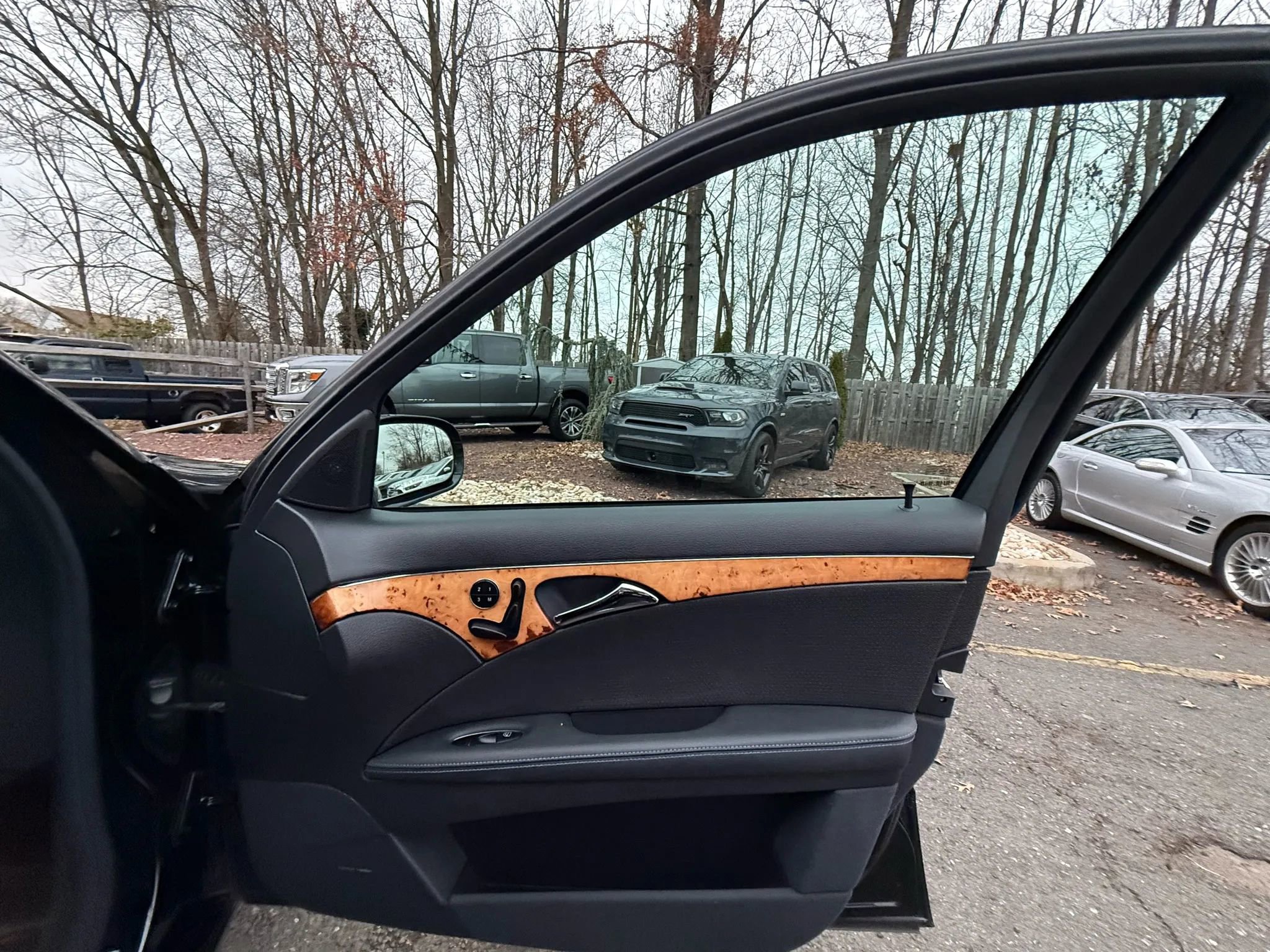 Used 2006 Mercedes-Benz E 350 4MATIC Sedan image 28