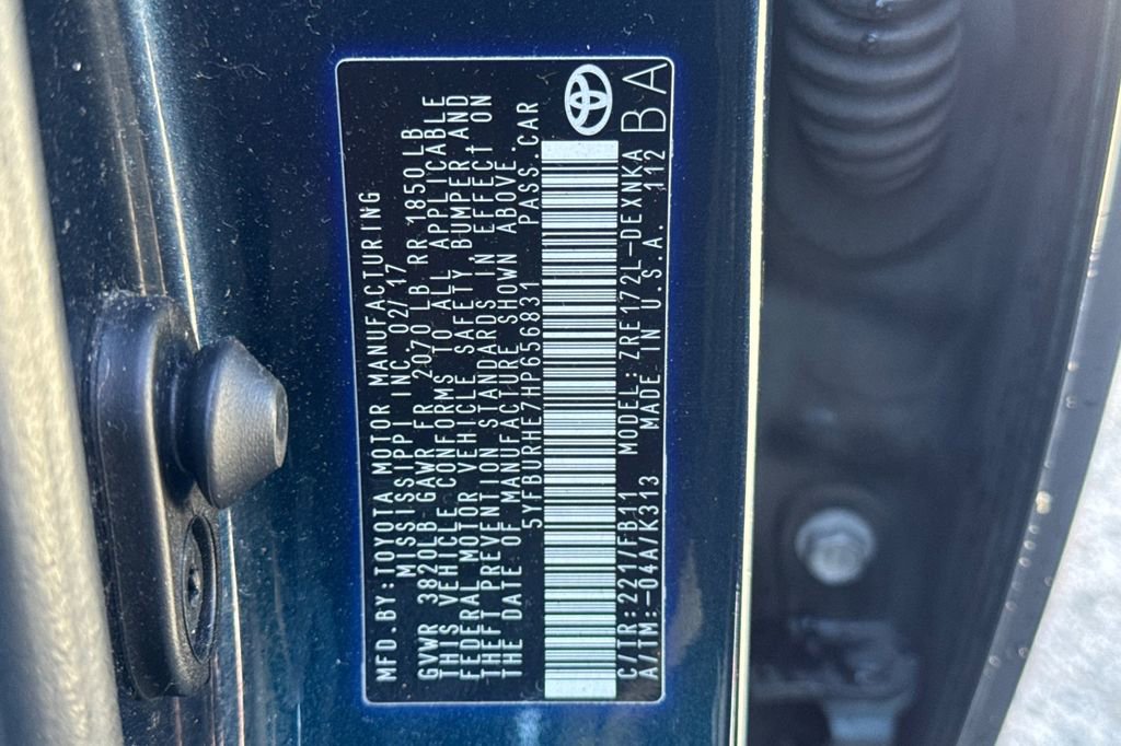 Used 2017 Toyota Corolla LE FWD image 26