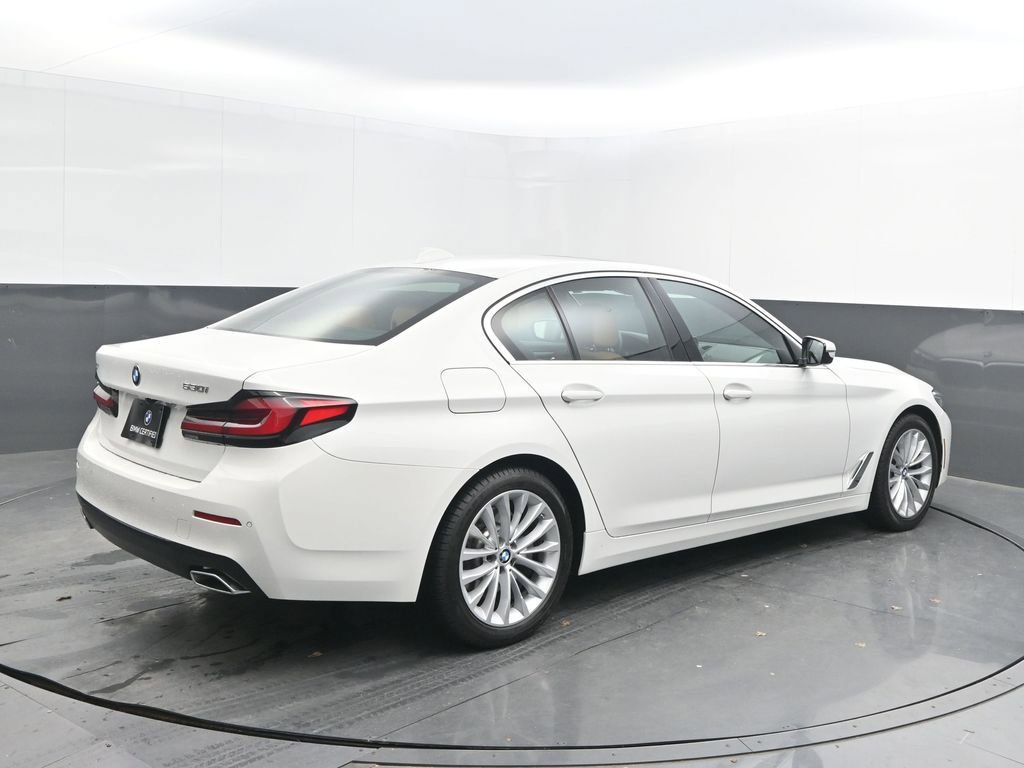 Certified 2023 BMW 530i w/ Convenience Package image 7