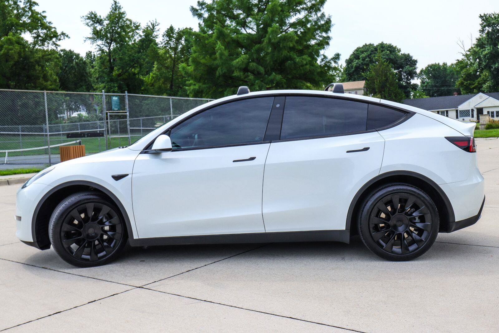 Used 2020 Tesla Model Y Long Range AWD/4WD image 4