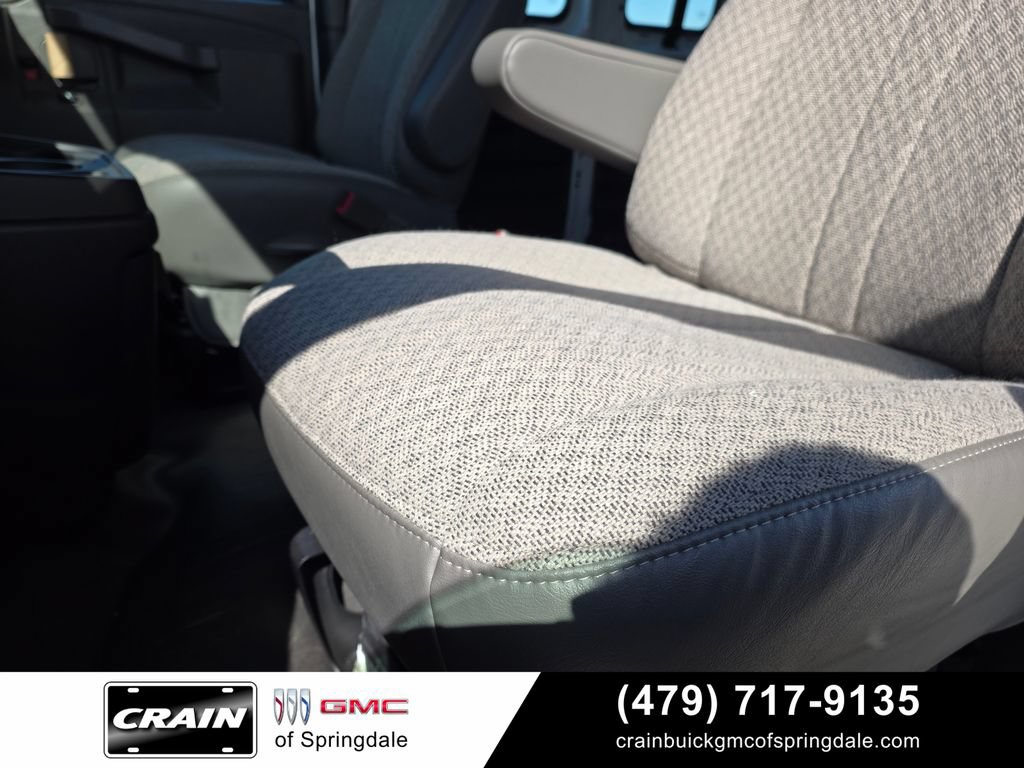 Used 2024 Chevrolet Express 3500 w/ Driver Convenience Package RWD image 21