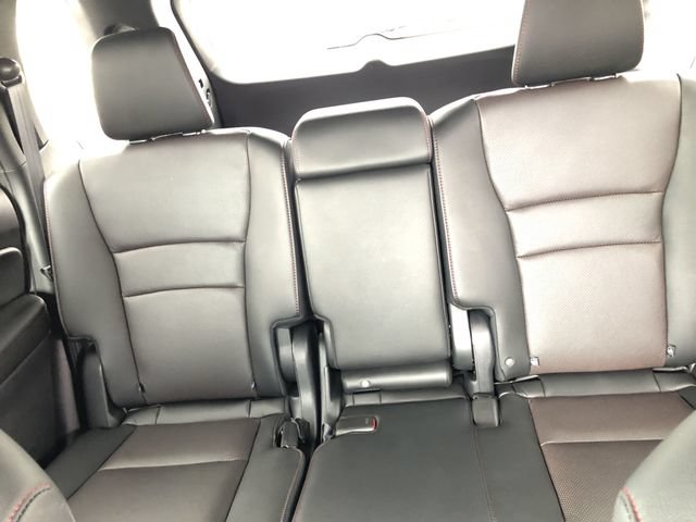Certified 2025 Honda Passport Black Edition image 33