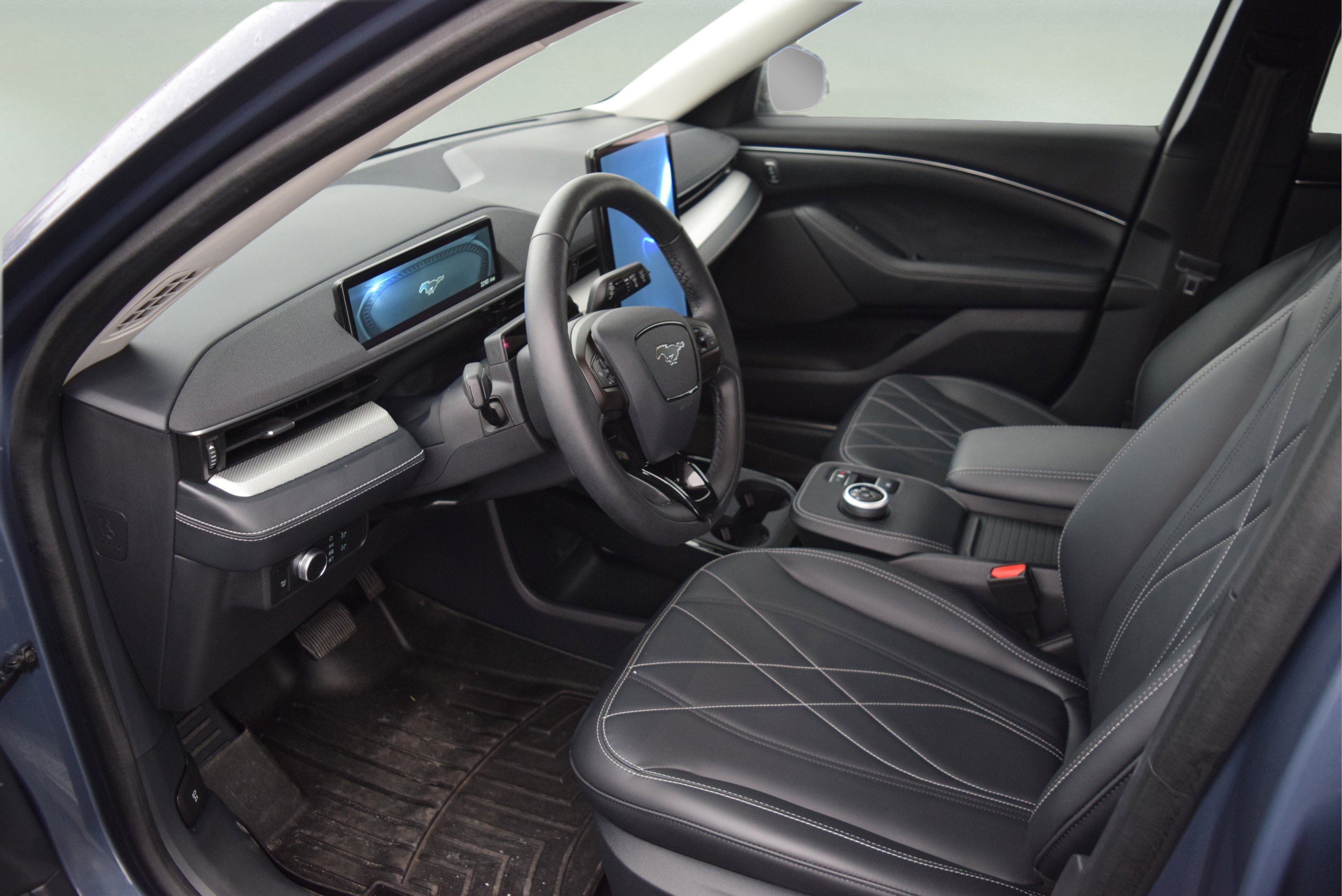 Certified 2021 Ford Mustang Mach-E Select w/ Comfort/Technology Package image 9